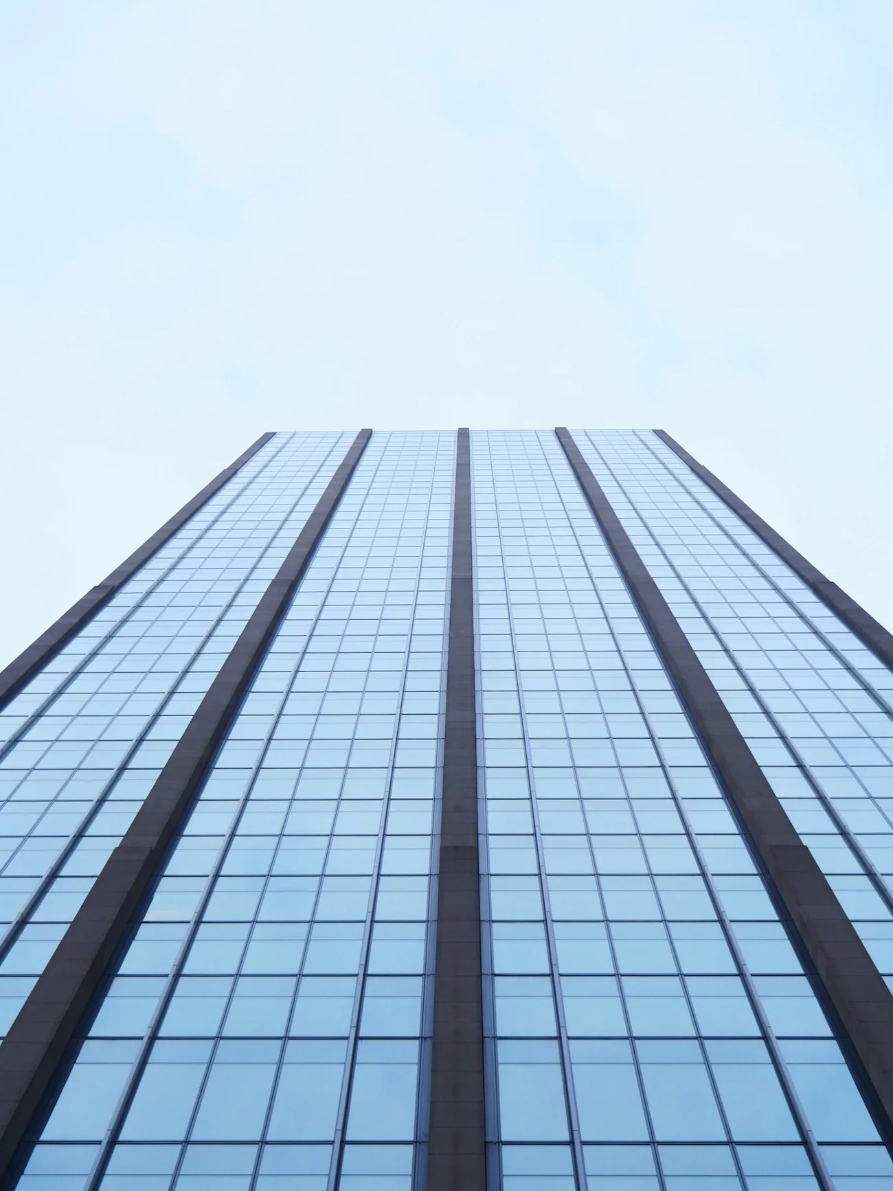 Large glass surfaces are easier to maintain